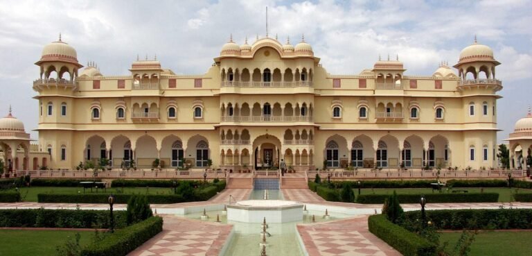 Top 10 Unique Pre-Wedding Locations Near Jaipur in 2024 with Prices